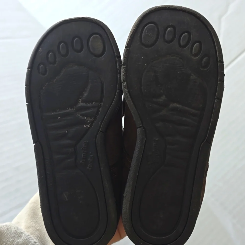 Jumping Jacks Brown Dress Shoes with Lace-Up Design and Rounded Toe